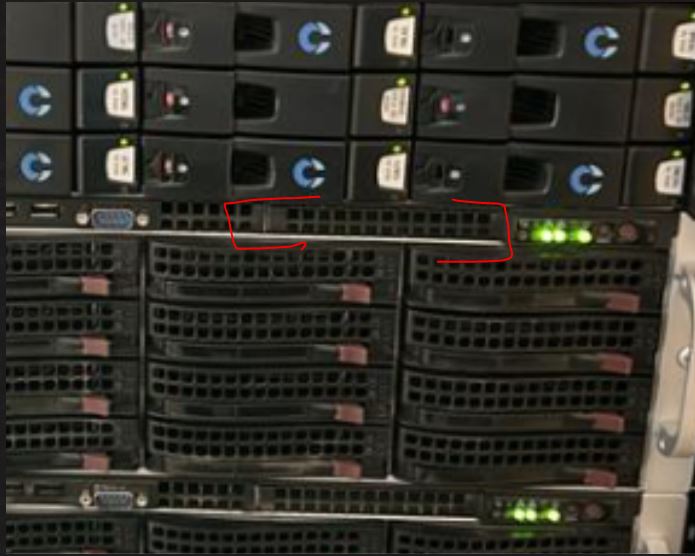 ../../../Work/Images/Dell/SC040_SSD_Loc.JPG